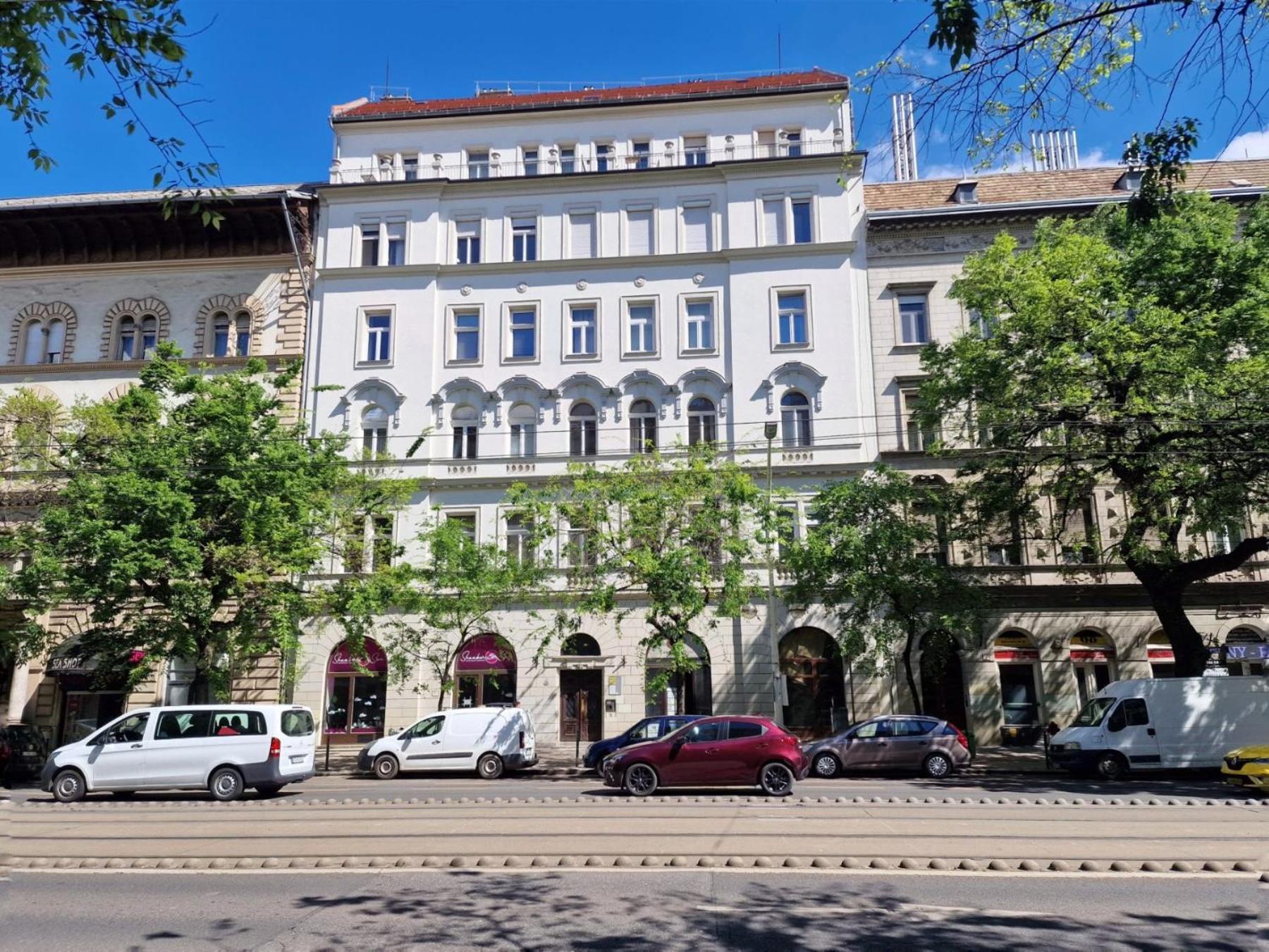 Jozsef Apartment — Fotók 1
